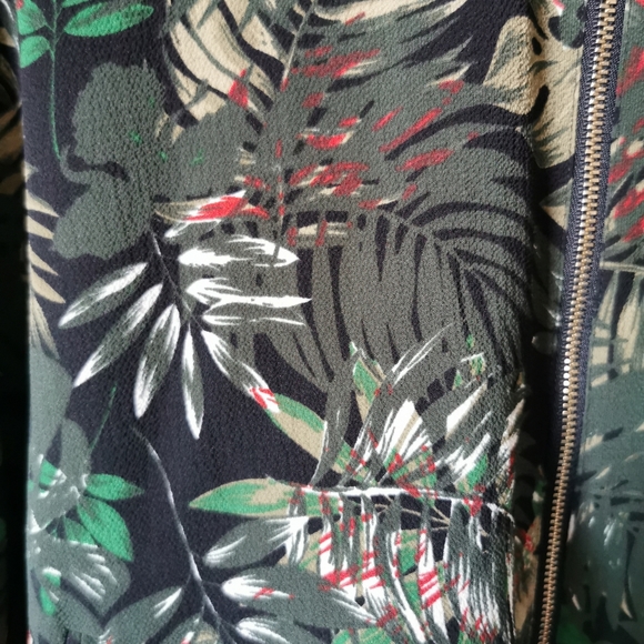 Bomber - Picture 3 of 3